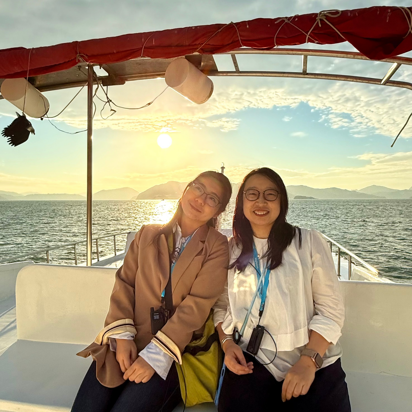 HK Geopark Four Sea Arches Volcano Sightseeing Tour (Yacht Edition - 4 hrs)